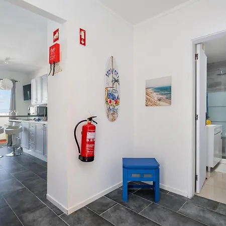 Apartment Rocha 2 *
