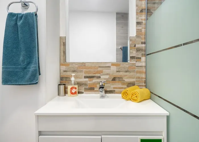 Appartement Rocha 2 *